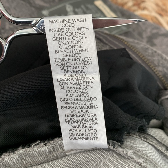 Democracy Snakeskin Print Booty Lift Jegging - Picture 15 of 16